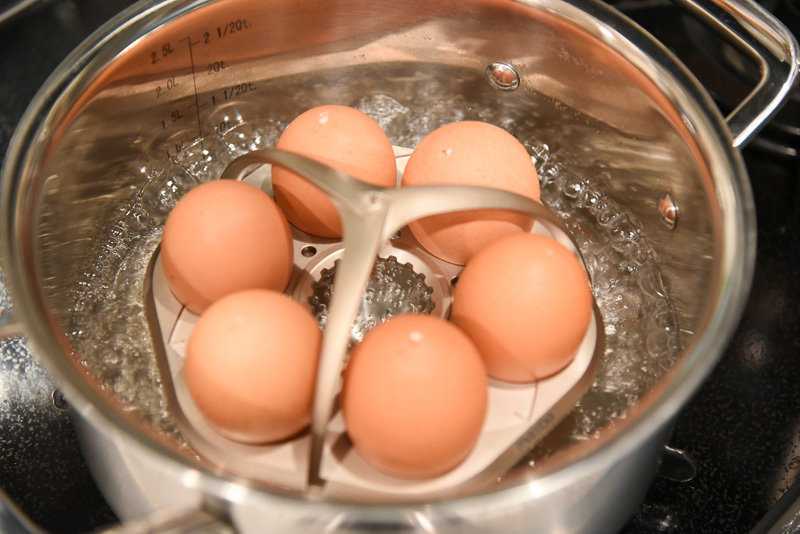 Яйцо всмятку - сколько нужно варить