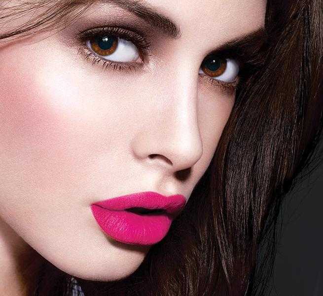 Как сделать свои губы розовыми и здоровыми Милые розовые губки – очень привлекательная черта лица, особенно для девушек и женщин Однако многие представительницы прекрасного пола имеют сухие, бесцветные и невыразительные губы, которые