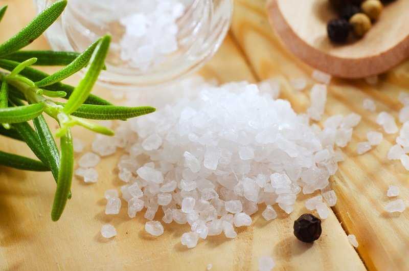 Как приготовить 8% солевой раствор. солевые ванны для рук и ног