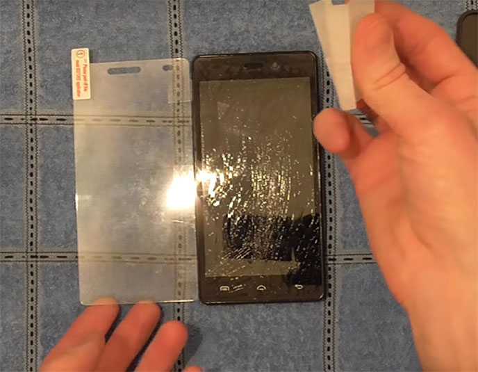 Как снять защитное стекло со смартфона: пошаговая инструкция