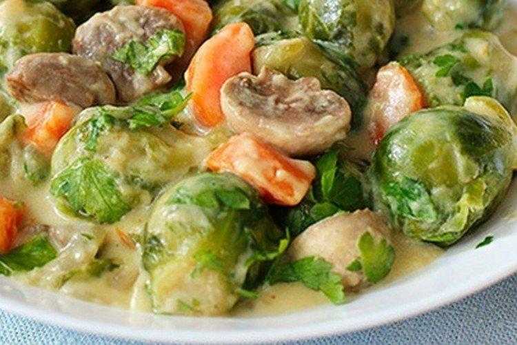 Как вкусно приготовить брюссельскую капусту, замороженную и свежую
