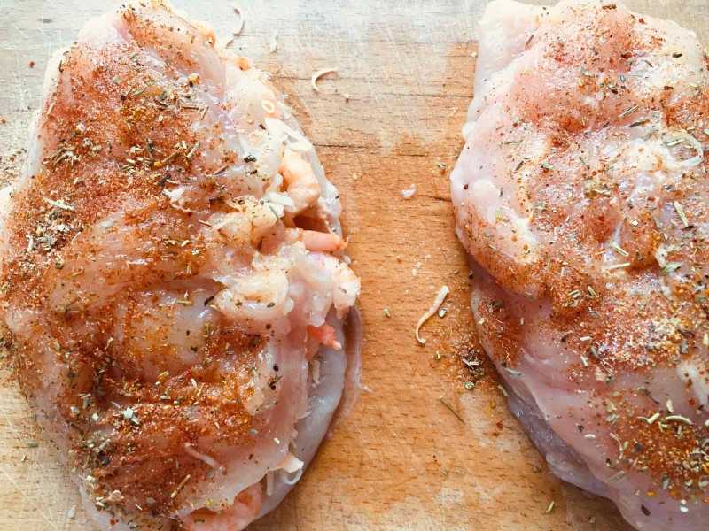 Как варить грудку курицы для салата