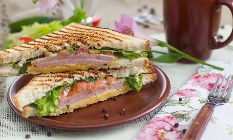 Сэндвичи в сэндвичнице: рецепт и фото