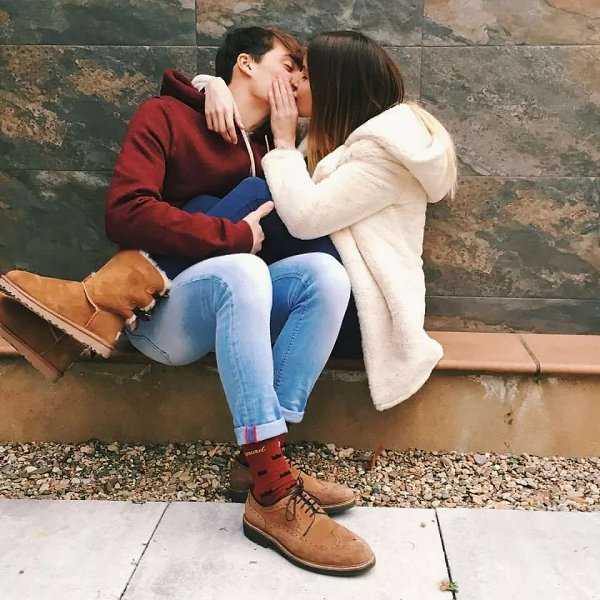 Как понять, что ты нравишься девушке по жестам и поведению: 30+ верных признаков :: инфониак