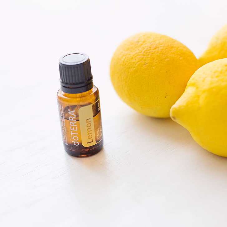 Эфирное масло лимона — полезные свойства и способы эффективного применения
