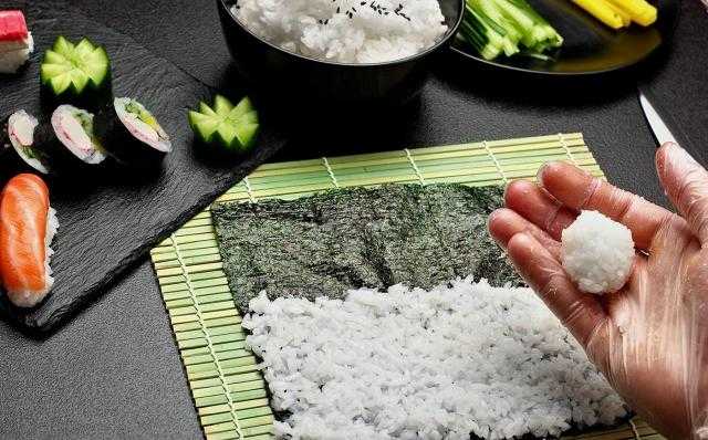 Как правильно крутить суши в домашних условиях