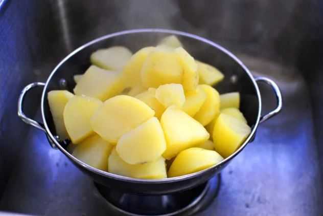 Как приготовить картофельного пюре - 4 рецепта (плюс советы)