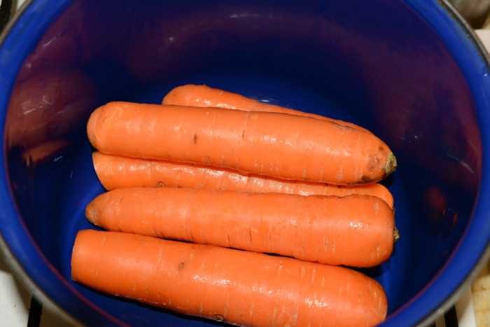 Морковь, тушеная в сметане
