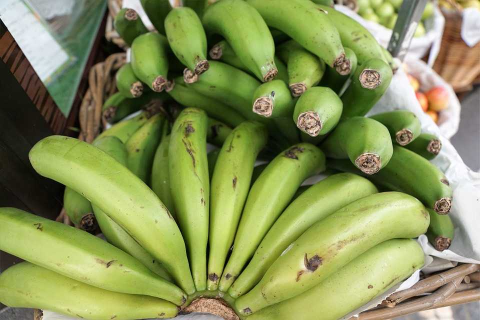 7 вкусностей, которые можно приготовить из переспевших бананов