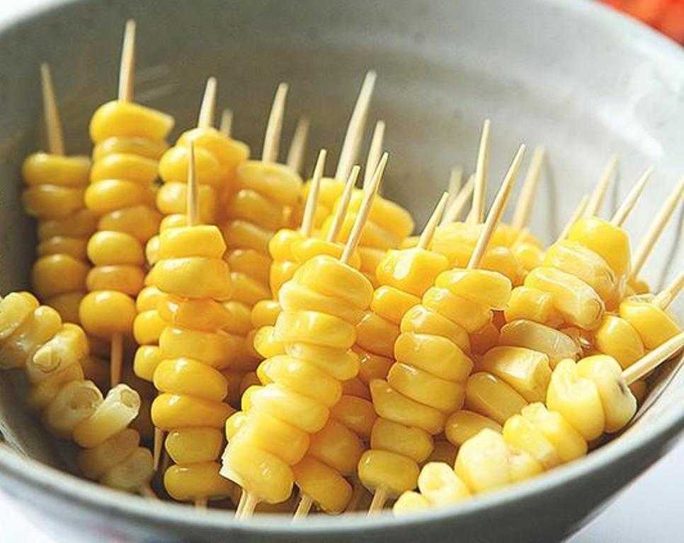 Сколько варится мини кукуруза. мини-кукуруза — рецепты приготовления и секреты выращивания. бонус: масло для смазывания початков кукурузы