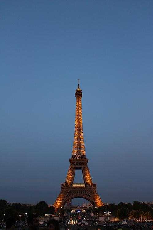 Как строили эйфелеву башню и почему парижане хотели ее разобрать