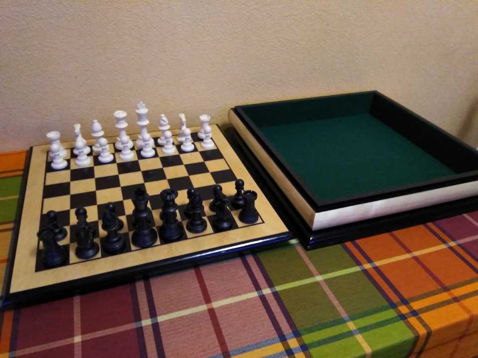 Черно-белая любовь: как можно сделать оригинальные шахматы своими руками? / игрушки своими руками, выкройки, видео, мк