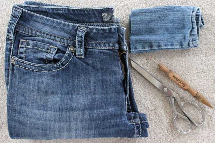 Простой способ как удлинить короткие джинсы за 10 шагов