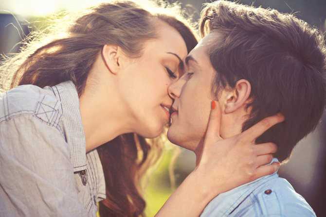 Как целоваться со своим парнем так, чтобы ему это понравилось