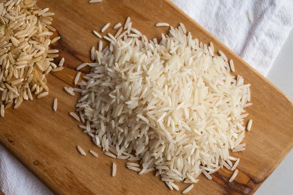 Как приготовить рис басмати Рис басмати – это разновидность ароматного риса из Индии Именно этот рис является наиболее ценным и дорогим во всем мире Рис басмати имеет длинные тонкие зерна и сухую твердую текстуру, если его приготовить