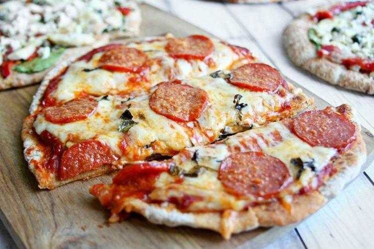 Пицца на сковороде за 10 минут. быстрые и вкусные рецепты