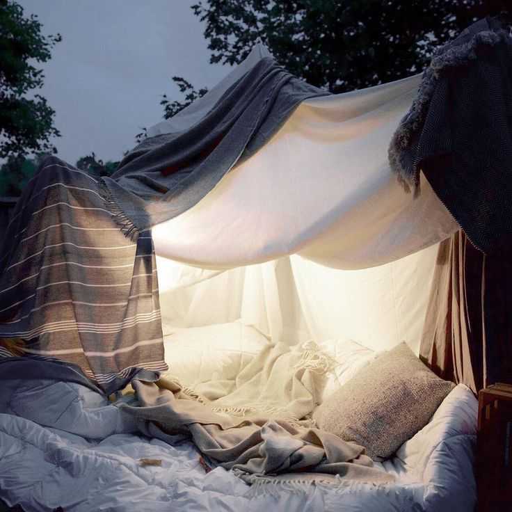 Как сделать палатку из подушек и одеял