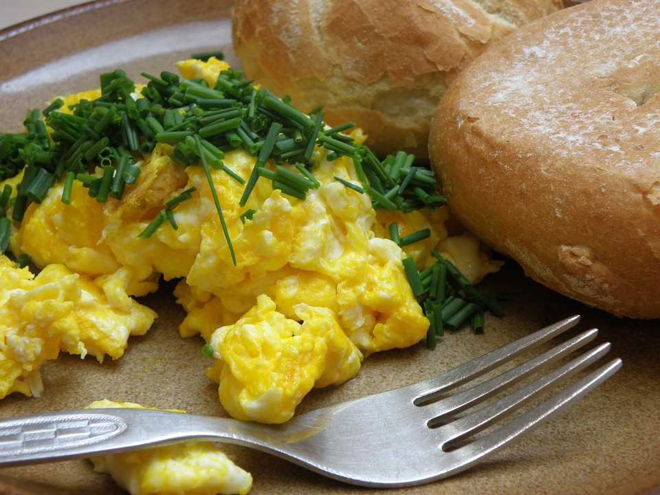 12 рецептов из яиц, быстрый завтрак, легкий ужин, вкусные и полезные блюда