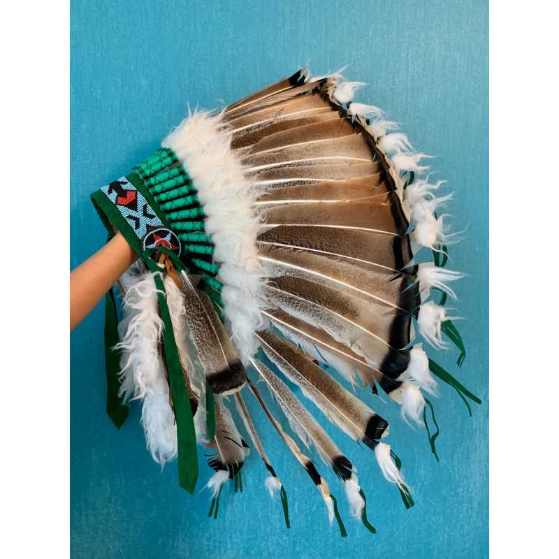 Гардероб моделирование конструирование костюм индейца с индейским головным убором из перьев war bonnet варбоннет бумага клей нитки ткань