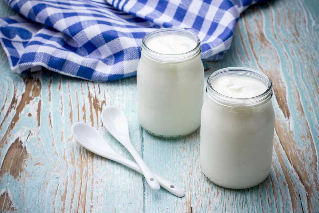 Что делать со скисшим молоком? 9 беспроигрышных идей | продукты и напитки | кухня