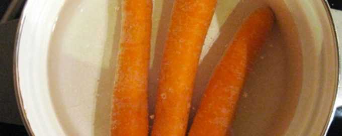 Как варить целую и нарезанную морковь в микроволновке?