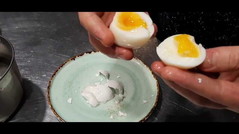 Лопаются яйца при варке, что делать? как правильно варить яйца, чтобы не лопнули?