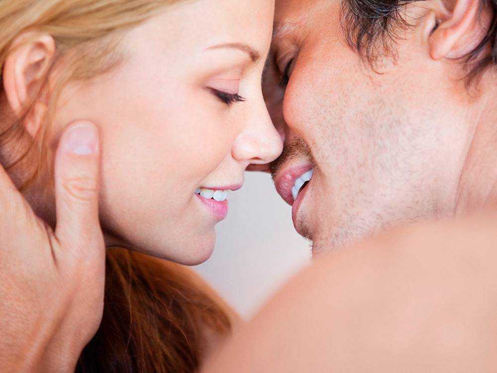 Ученые рассказали о том, почему люди целуются: и это не просто проявление чувств